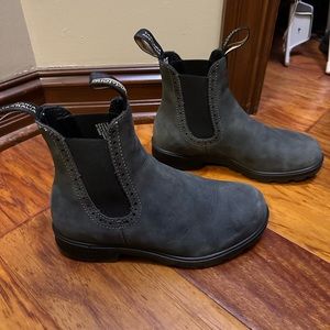 Blundstone Gray Chelsea Ankle Boots